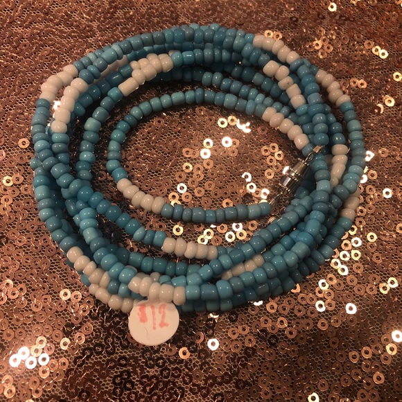 Beaded jewelry - Picture 2 of 5